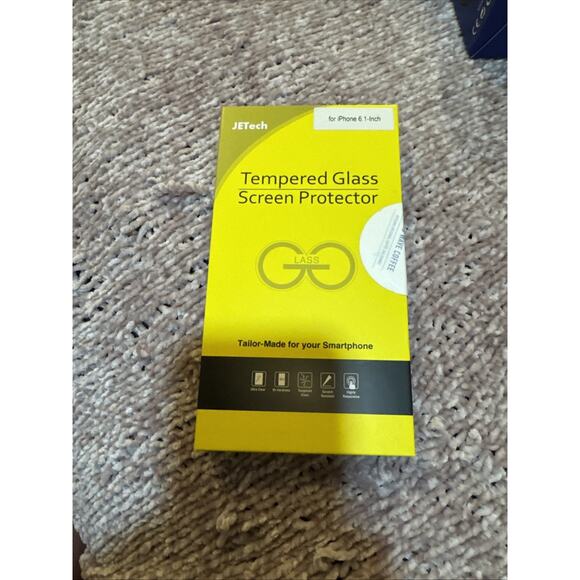 Two JETech Tempered Glass Screen Protector For Samsung Galaxy S24.Privacy Screen - Picture 1 of 3